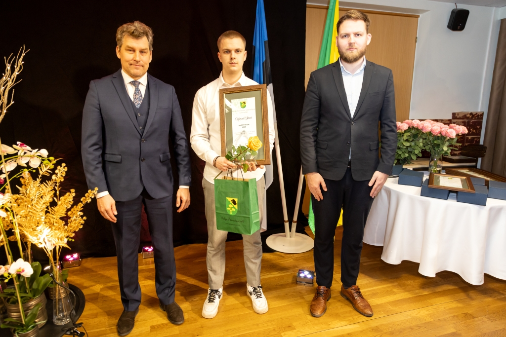 UrmetSaar.jpg